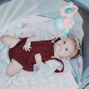 White lace baby girl bodysuit 3-6 month